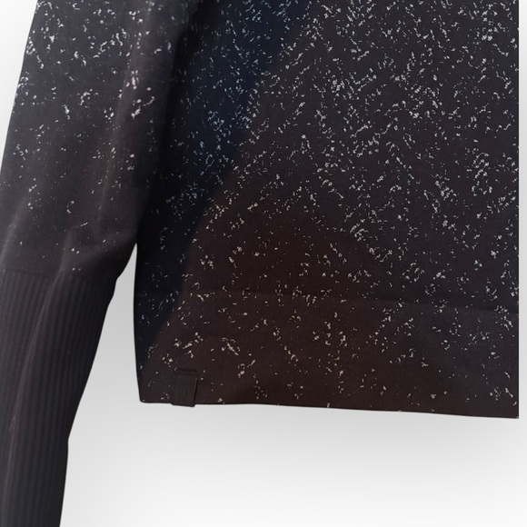 Lululemon Rest Less Cropped 1/2 Zip Herringbone Fade Black / White - Picture 4 of 5